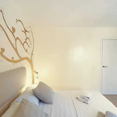 Golden Dream, Swimming Pool And Parking Дом отдыха Коральео