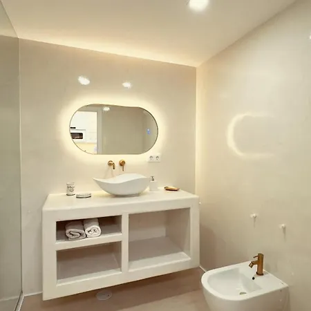 Дом отдыха Golden Dream, Swimming Pool And Parking