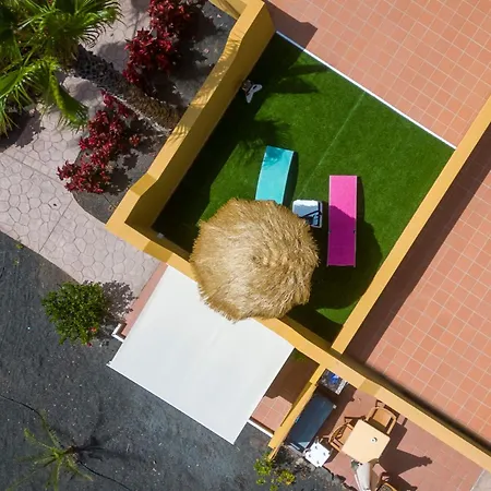 Golden Dream, Swimming Pool And Parking Коральео